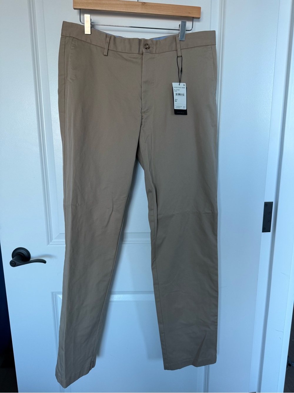 NWT. Nordstrom Men's Chinos - Khaki Tan